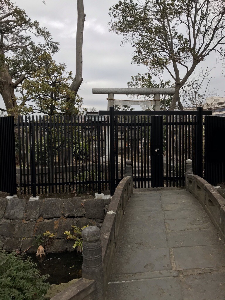 聖天島の閉じた門